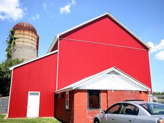 Wiseline Diamond Rib Metal Siding Installed by Upright Construction Inc. based in Elgin County Ontario.